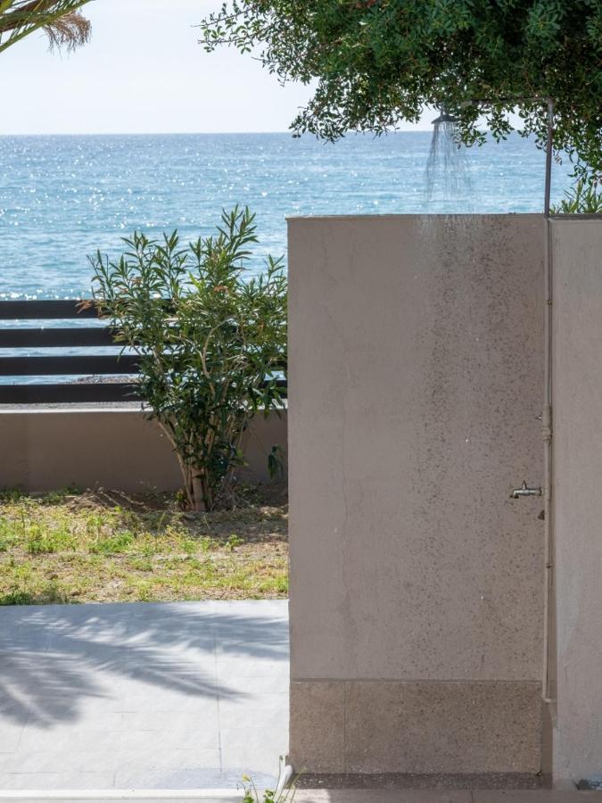 Atalanti Seaside Junior Suites Keratókambosz Kültér fotó